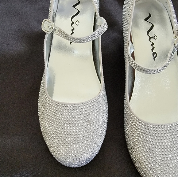 Nina Girls  Mary-Jane Shoes - Picture 12 of 13